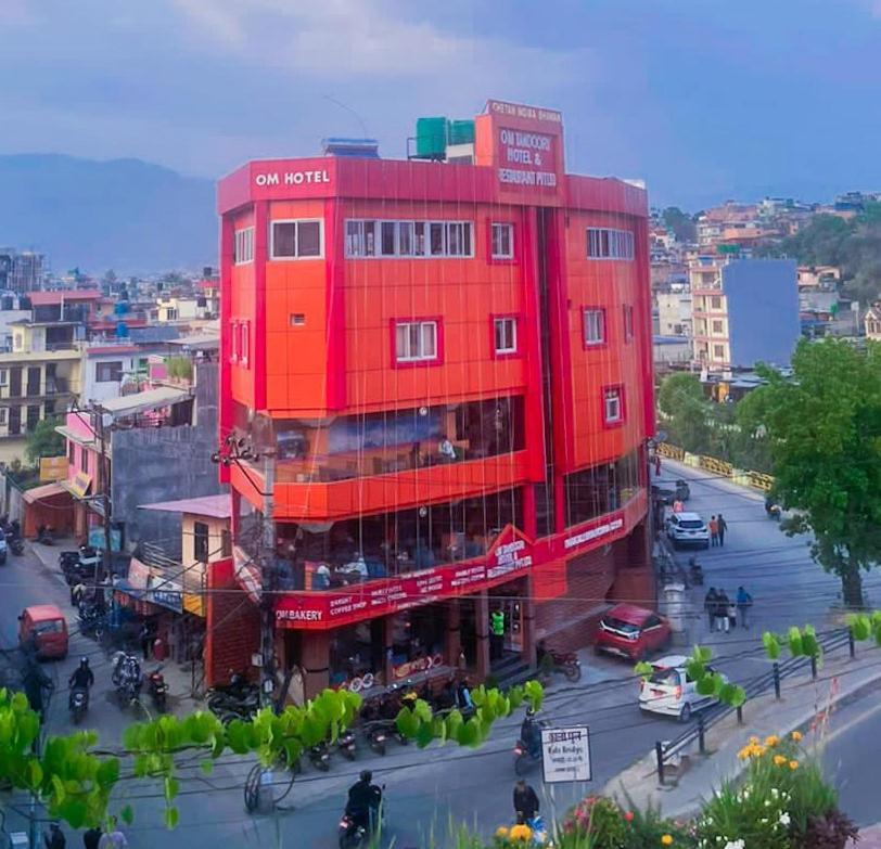 Om Tandoori Hotel كاتماندو المظهر الخارجي الصورة